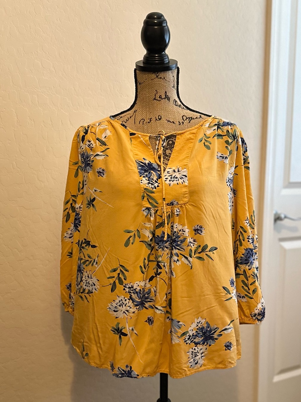 St. John’s Bay | Women’s Yellow & Blue Floral Peasant Blouse